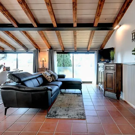 Desenzanoloft Official Partner Marriott Homes & - Swarovski Family With Pool Desenzano del Garda