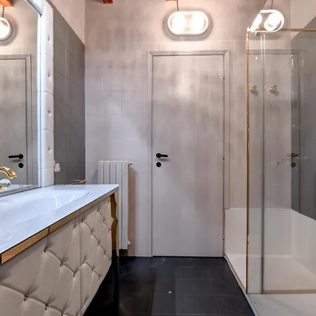 Desenzanoloft Official Partner Marriott Homes & - Swarovski Family With Pool * Desenzano del Garda