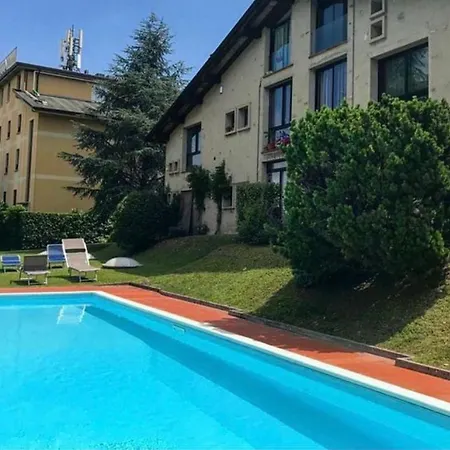 Desenzanoloft Official Partner Marriott Homes & - Swarovski Family With Pool